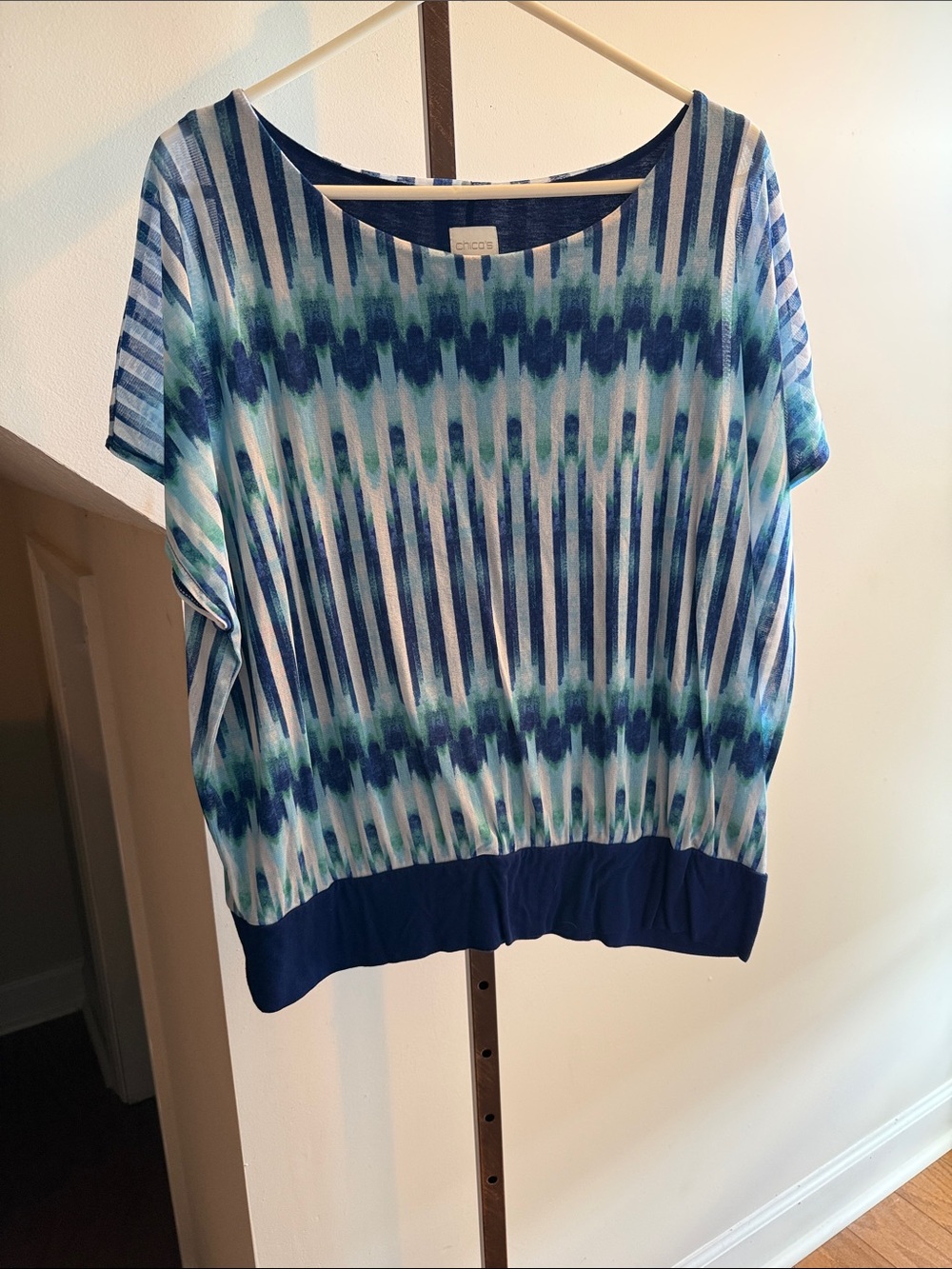 Chico’s Blue Patterned Short-Sleeve Women's Top